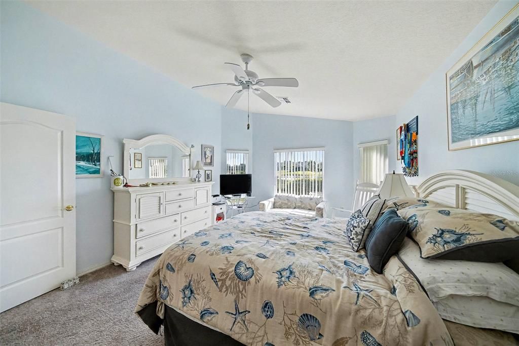 На продажу: $325,000 (2 спален, 2 ванн, 1489 Квадратных фут)