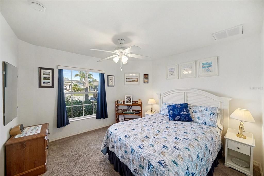 На продажу: $325,000 (2 спален, 2 ванн, 1489 Квадратных фут)