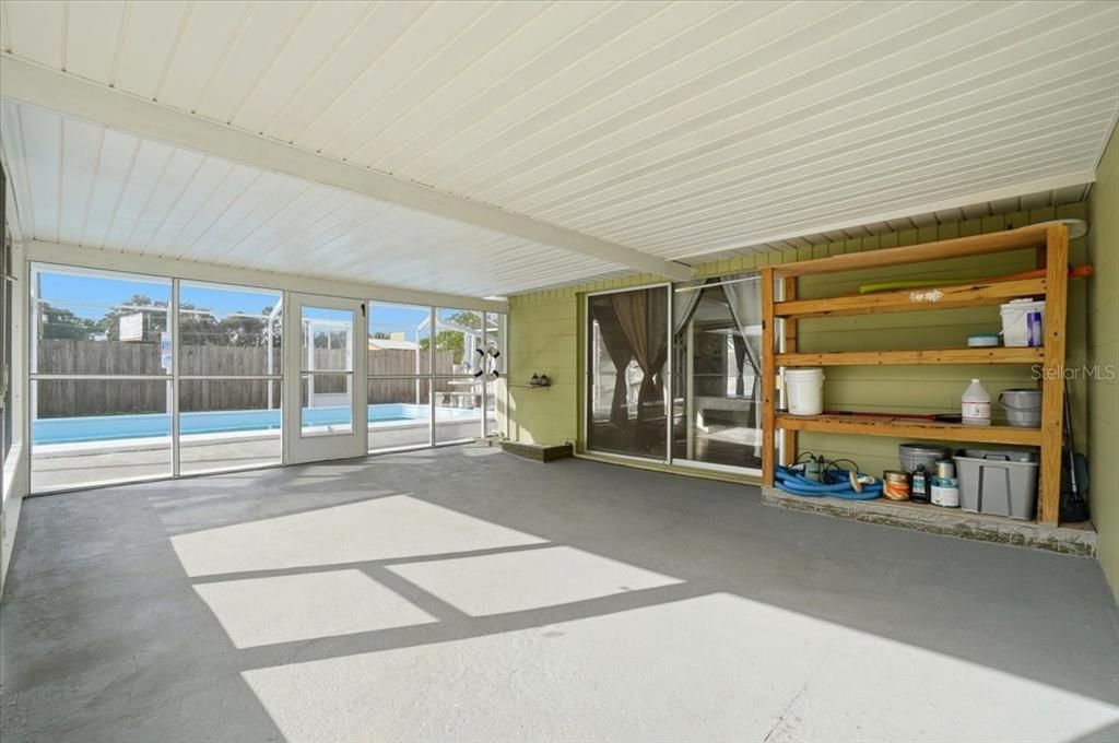 For Sale: $280,000 (3 beds, 1 baths, 1602 Square Feet)