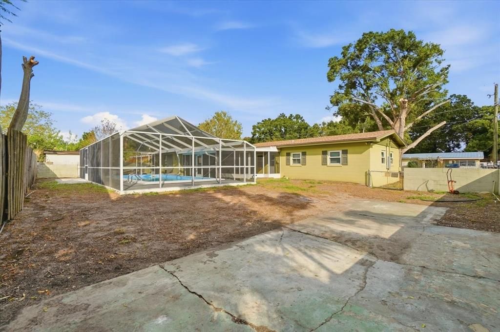 For Sale: $280,000 (3 beds, 1 baths, 1602 Square Feet)