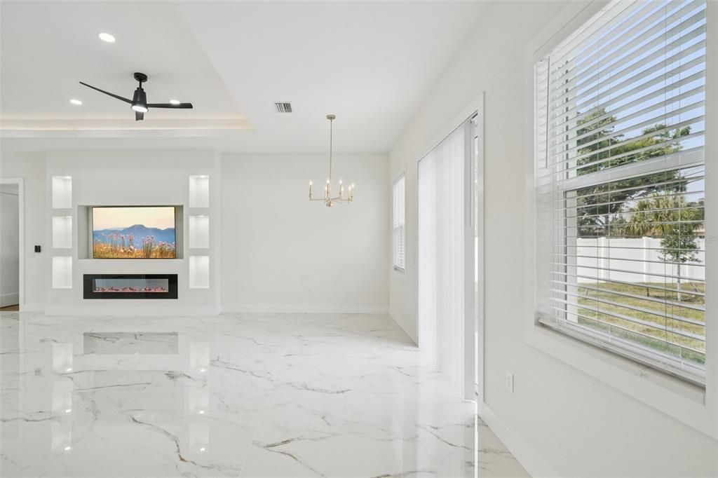 For Sale: $919,900 (4 beds, 2 baths, 2498 Square Feet)