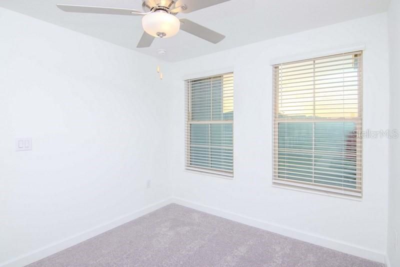 For Rent: $3,000 (5 beds, 2 baths, 2251 Square Feet)