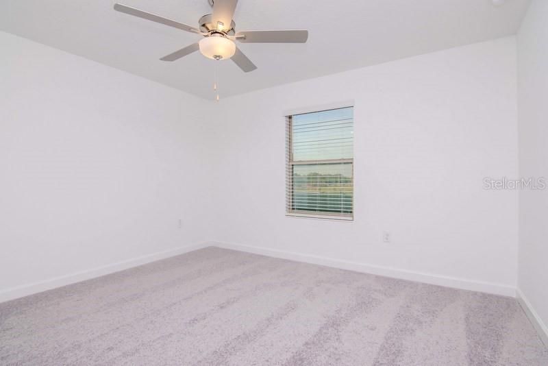 For Rent: $3,000 (5 beds, 2 baths, 2251 Square Feet)