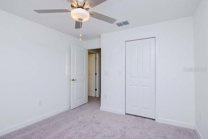 For Rent: $3,000 (5 beds, 2 baths, 2251 Square Feet)