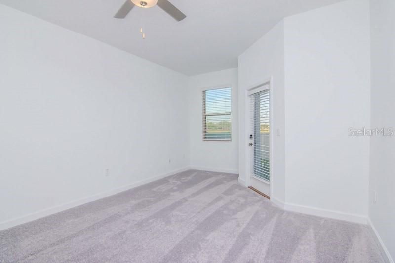 For Rent: $3,000 (5 beds, 2 baths, 2251 Square Feet)