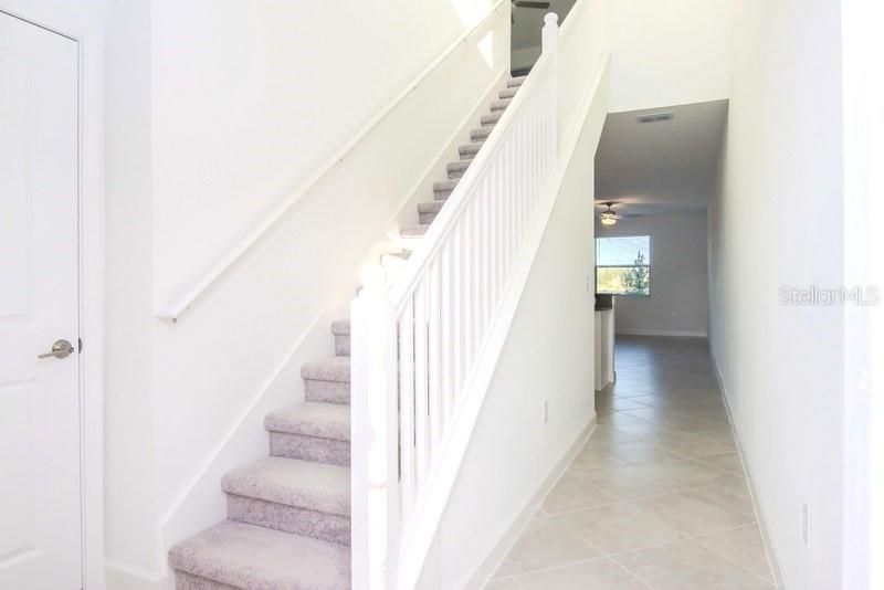 For Rent: $3,000 (5 beds, 2 baths, 2251 Square Feet)