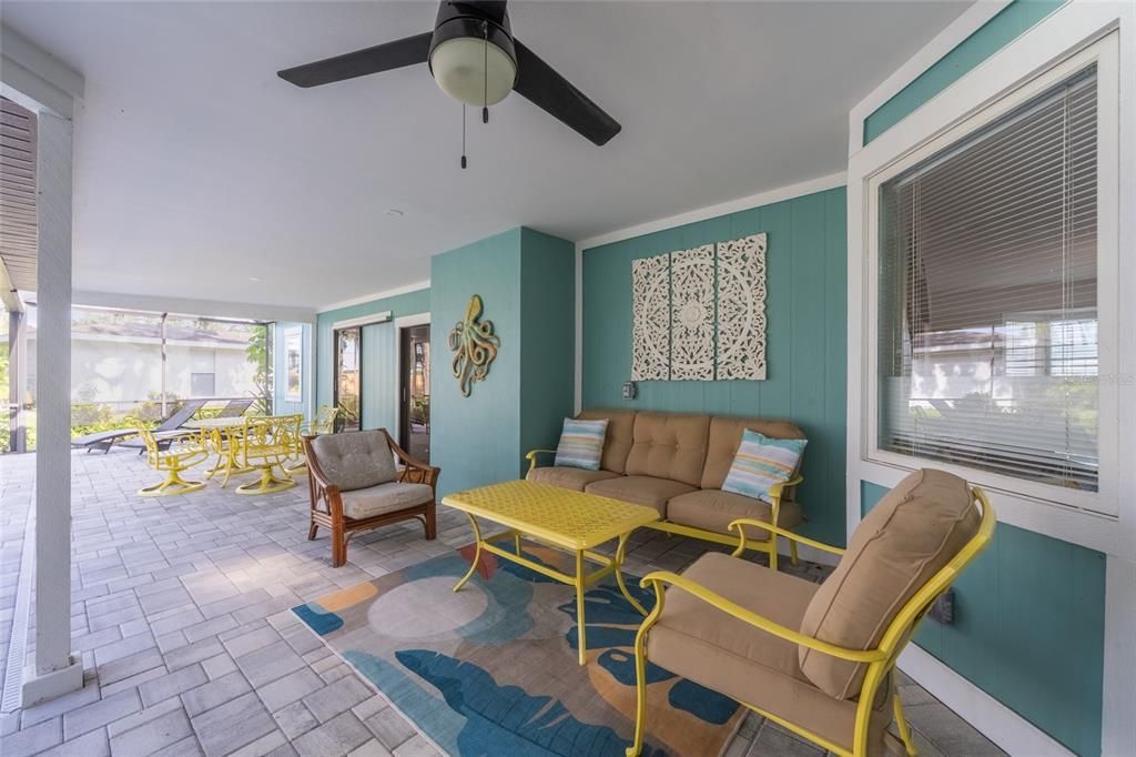 For Sale: $794,600 (3 beds, 3 baths, 2451 Square Feet)