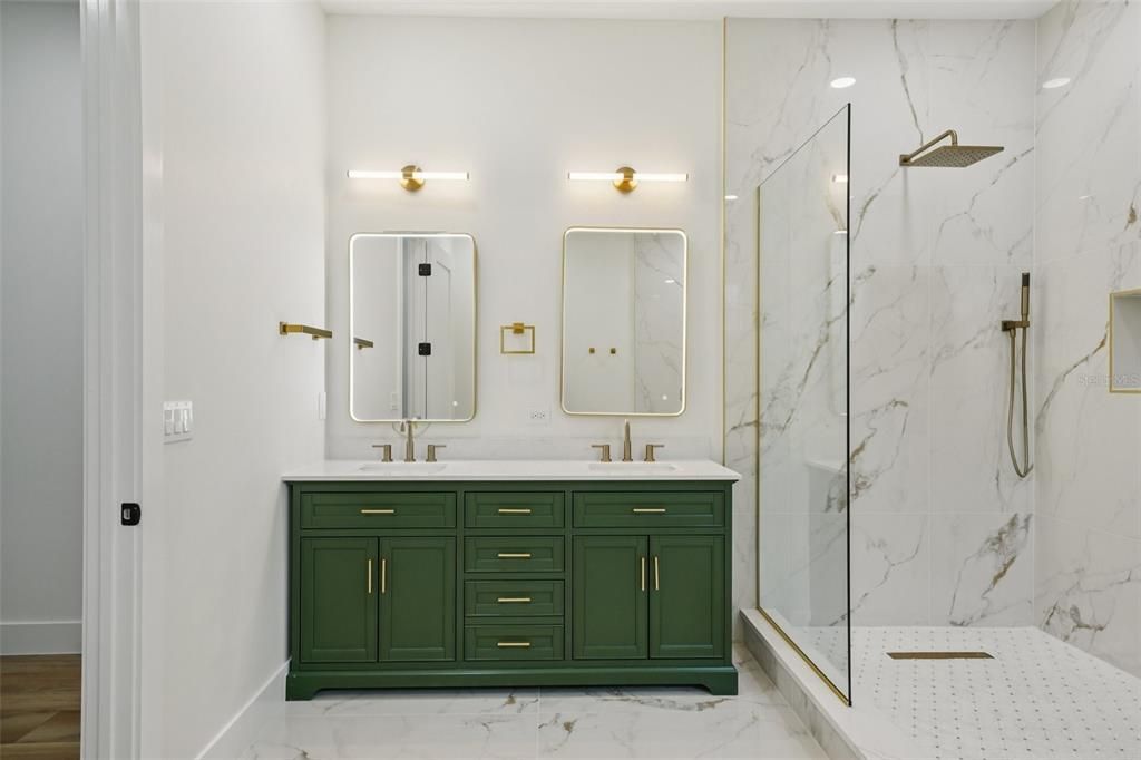 For Sale: $839,900 (4 beds, 3 baths, 2243 Square Feet)