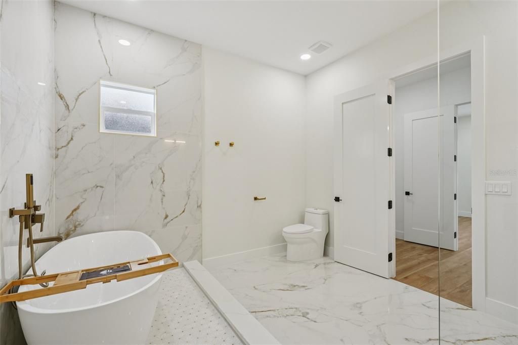 For Sale: $839,900 (4 beds, 3 baths, 2243 Square Feet)