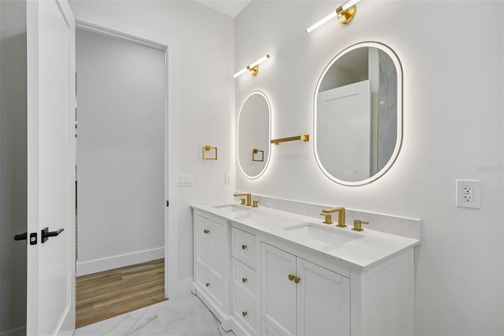 For Sale: $839,900 (4 beds, 3 baths, 2243 Square Feet)