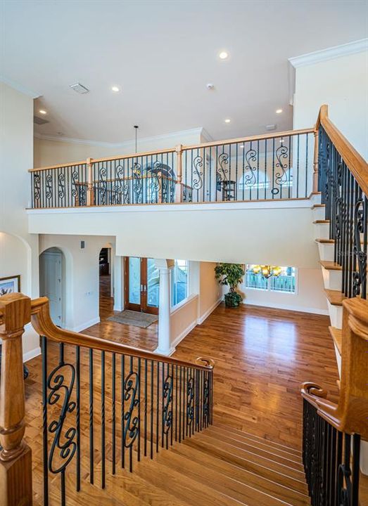 For Sale: $3,295,000 (5 beds, 5 baths, 5798 Square Feet)