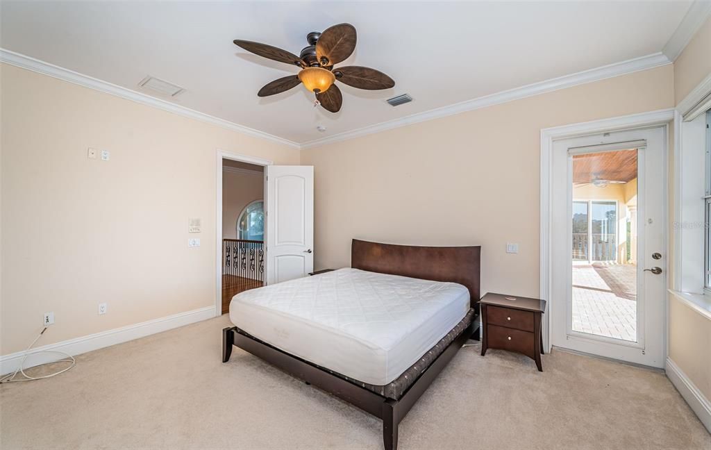 For Sale: $3,295,000 (5 beds, 5 baths, 5798 Square Feet)