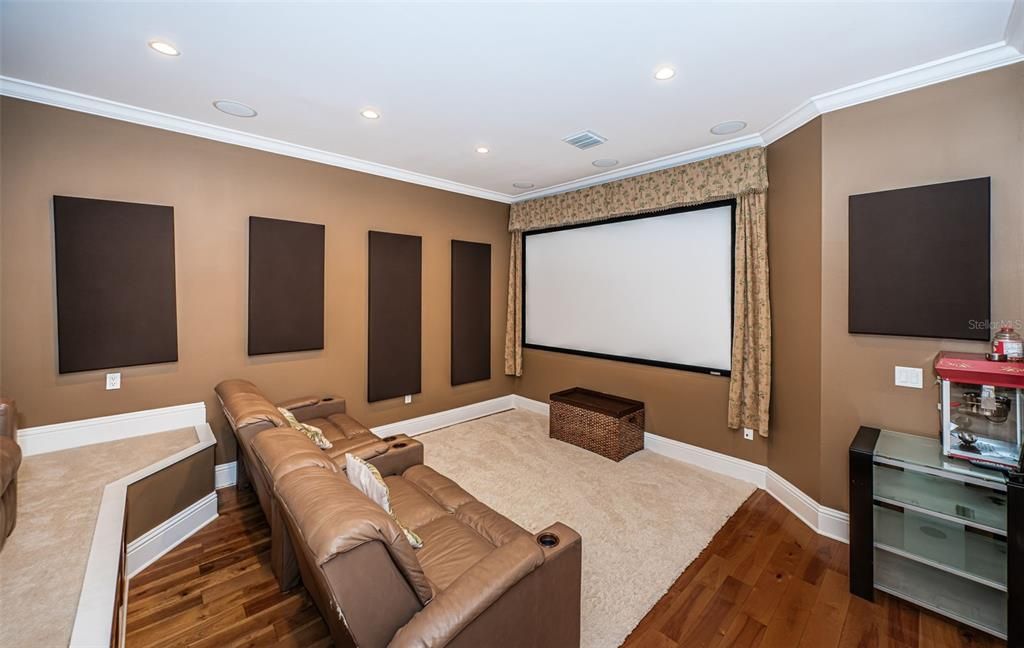 For Sale: $3,295,000 (5 beds, 5 baths, 5798 Square Feet)