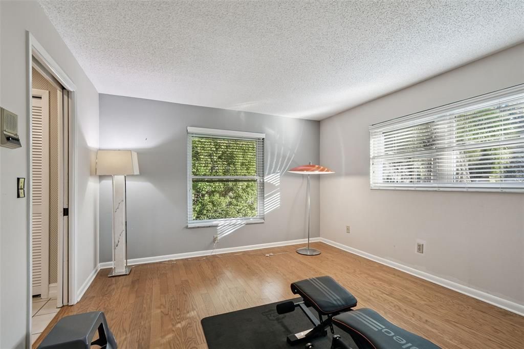 For Sale: $565,000 (4 beds, 3 baths, 2972 Square Feet)