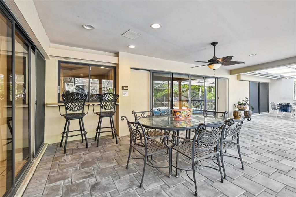 For Sale: $565,000 (4 beds, 3 baths, 2972 Square Feet)