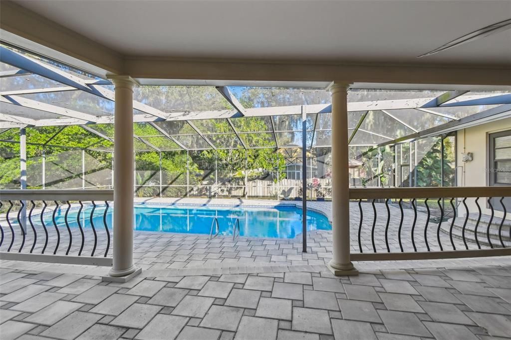 For Sale: $565,000 (4 beds, 3 baths, 2972 Square Feet)