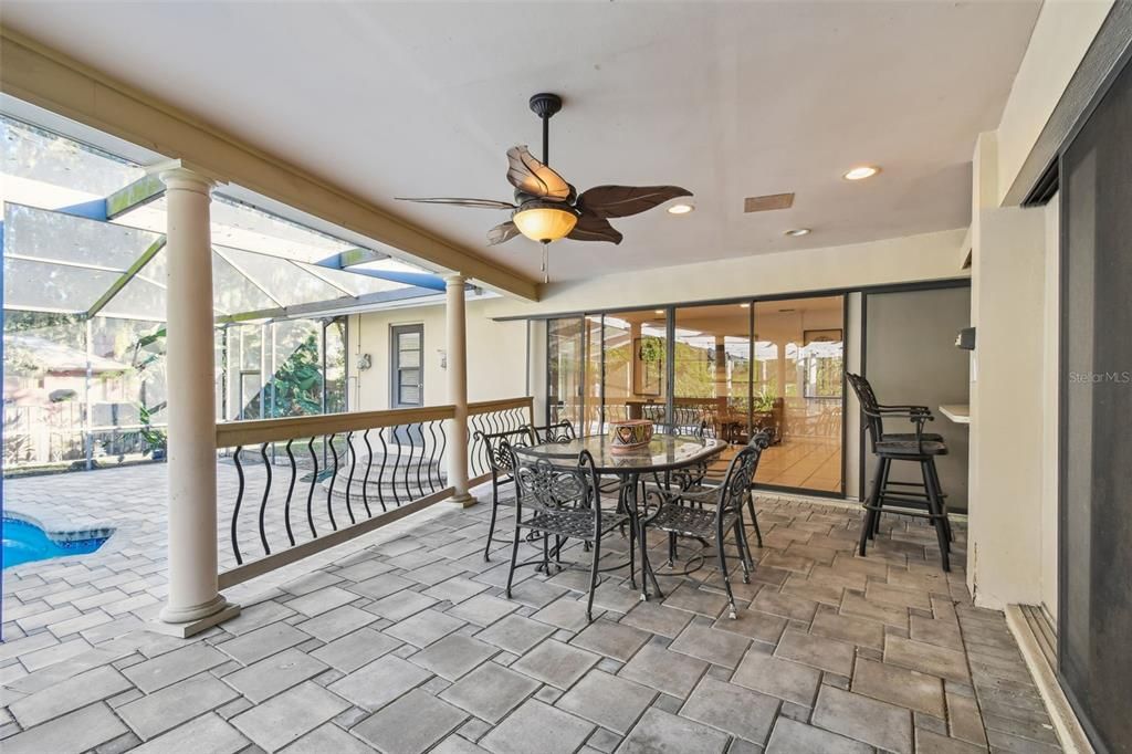 For Sale: $565,000 (4 beds, 3 baths, 2972 Square Feet)