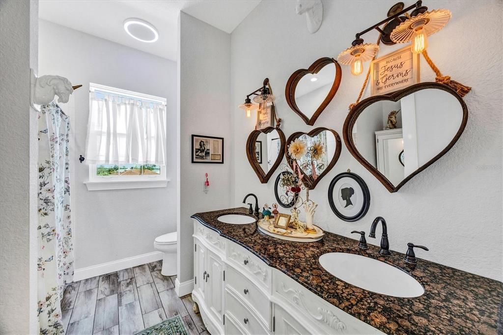 For Sale: $1,625,000 (4 beds, 3 baths, 4049 Square Feet)