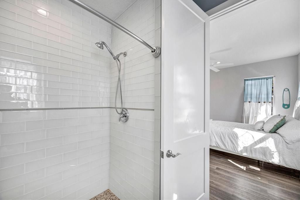 For Sale: $1,625,000 (4 beds, 3 baths, 4049 Square Feet)