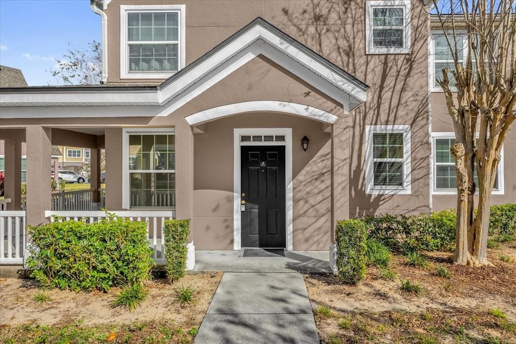 На продажу: $239,000 (2 спален, 2 ванн, 1235 Квадратных фут)