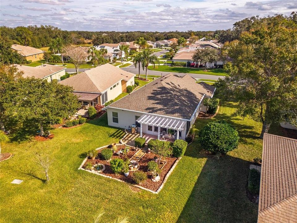 For Sale: $279,000 (3 beds, 2 baths, 1601 Square Feet)