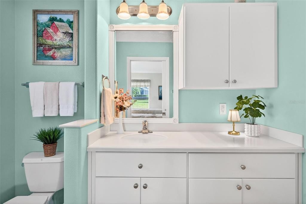 For Sale: $279,000 (3 beds, 2 baths, 1601 Square Feet)