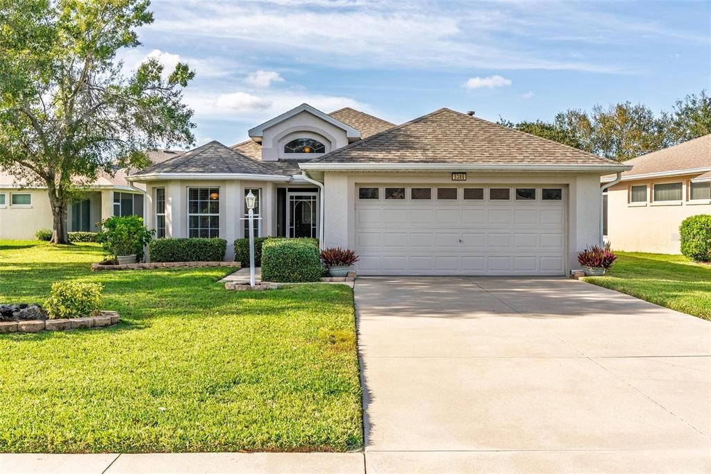 For Sale: $279,000 (3 beds, 2 baths, 1601 Square Feet)