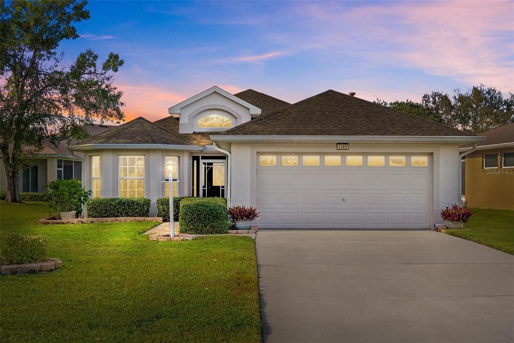 For Sale: $279,000 (3 beds, 2 baths, 1601 Square Feet)