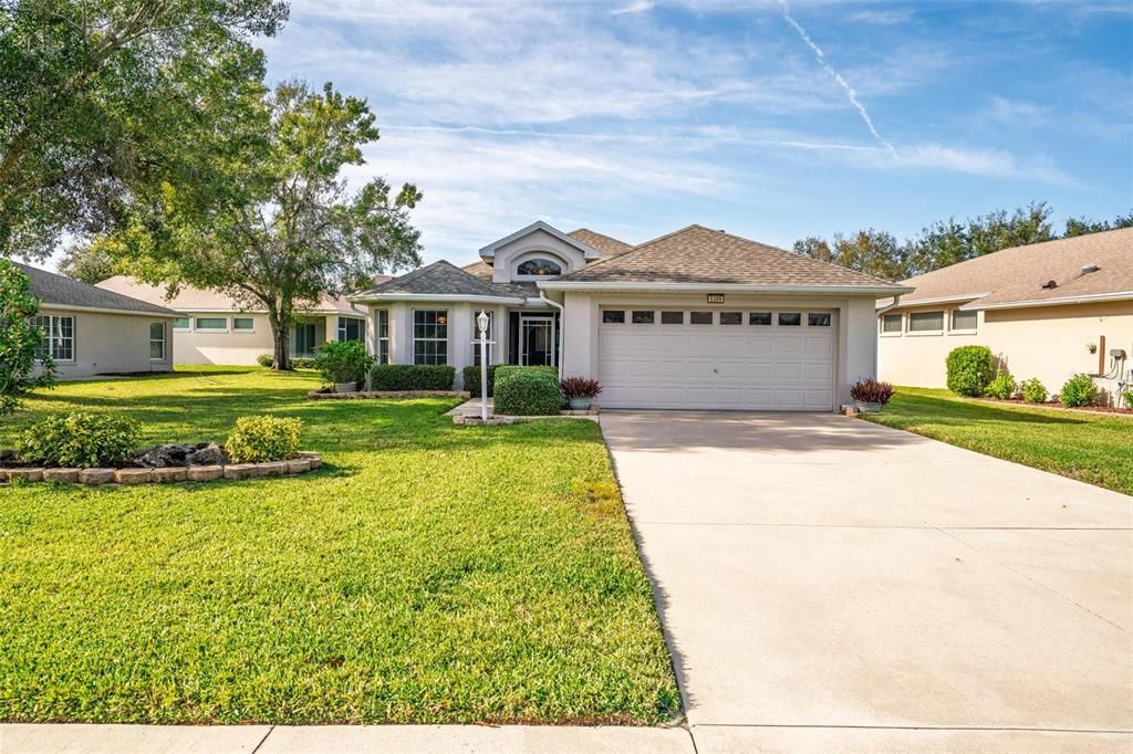 For Sale: $279,000 (3 beds, 2 baths, 1601 Square Feet)