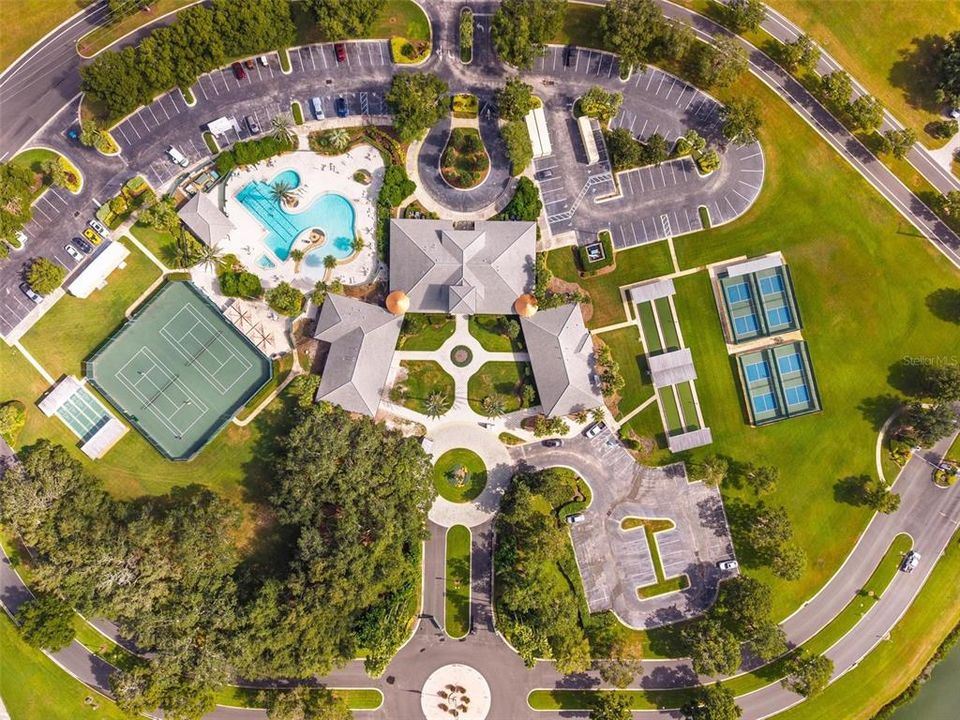 For Sale: $279,000 (3 beds, 2 baths, 1601 Square Feet)