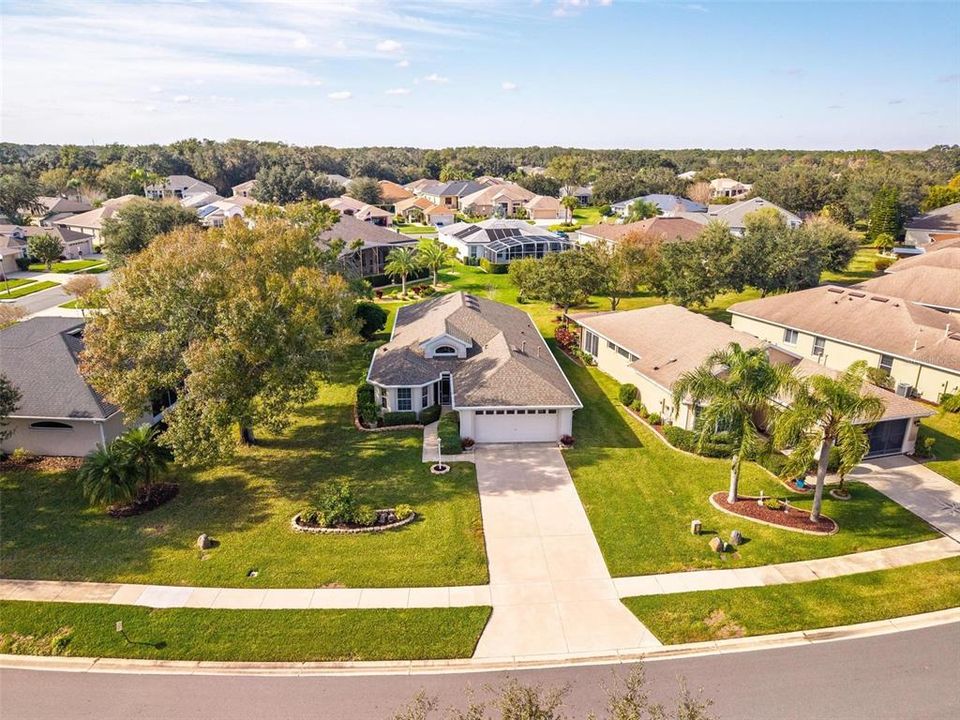 For Sale: $279,000 (3 beds, 2 baths, 1601 Square Feet)