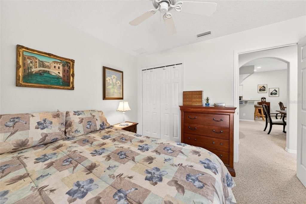 For Sale: $279,000 (3 beds, 2 baths, 1601 Square Feet)