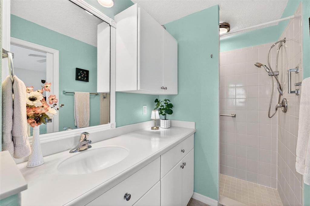 For Sale: $279,000 (3 beds, 2 baths, 1601 Square Feet)