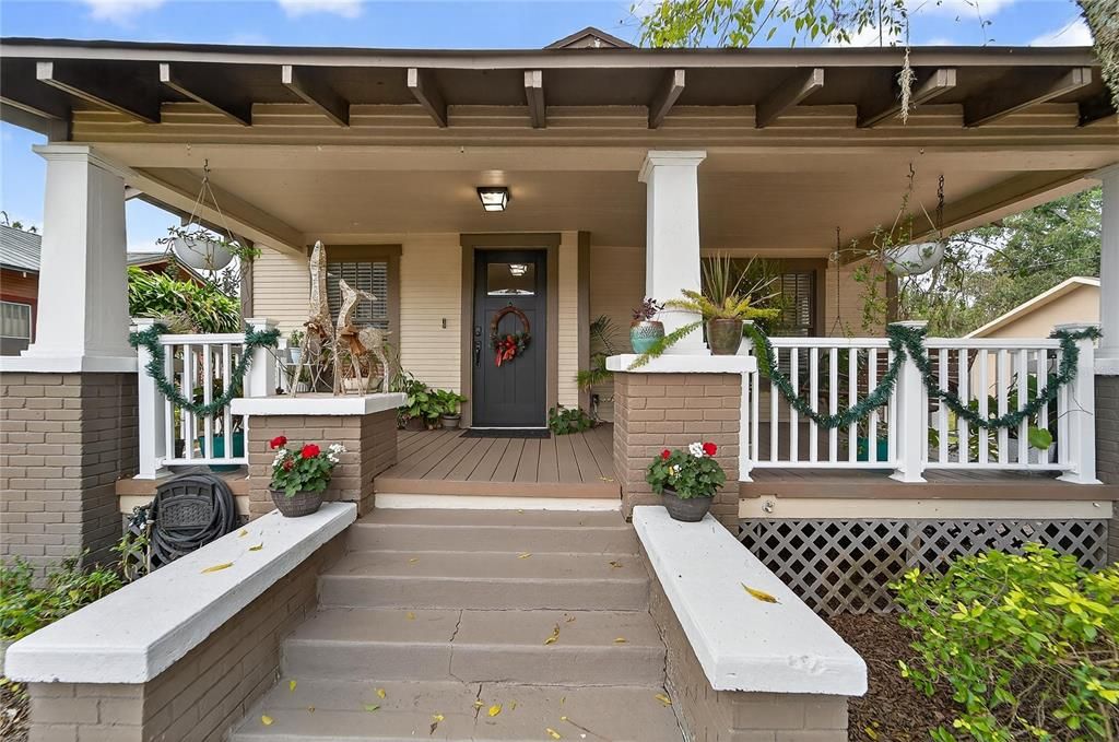 For Sale: $275,000 (3 beds, 1 baths, 1251 Square Feet)