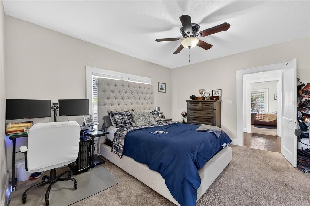 For Sale: $275,000 (3 beds, 1 baths, 1251 Square Feet)