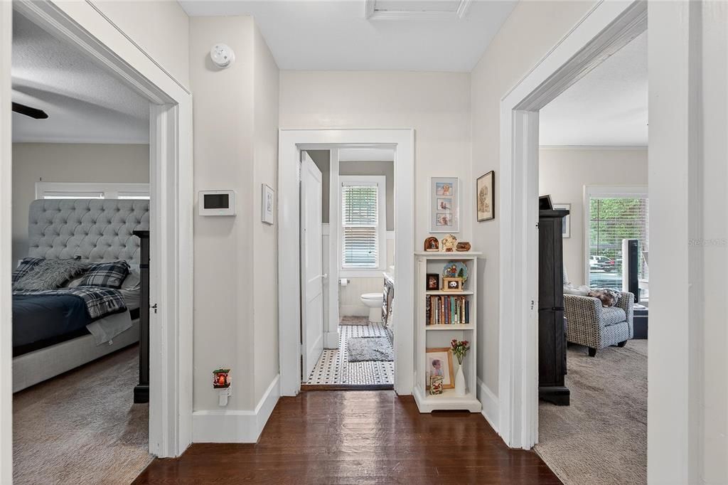 For Sale: $275,000 (3 beds, 1 baths, 1251 Square Feet)