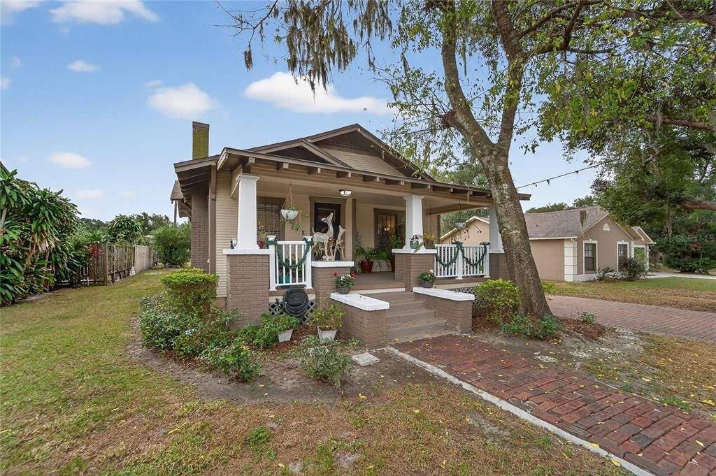 For Sale: $275,000 (3 beds, 1 baths, 1251 Square Feet)