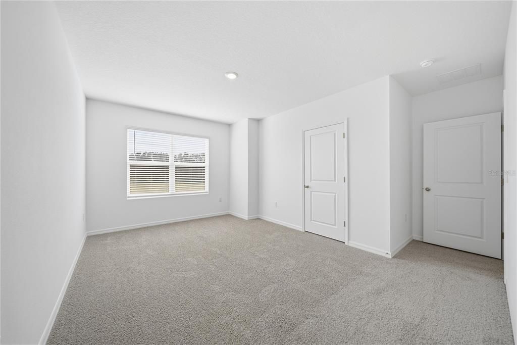 For Rent: $2,300 (3 beds, 2 baths, 1463 Square Feet)