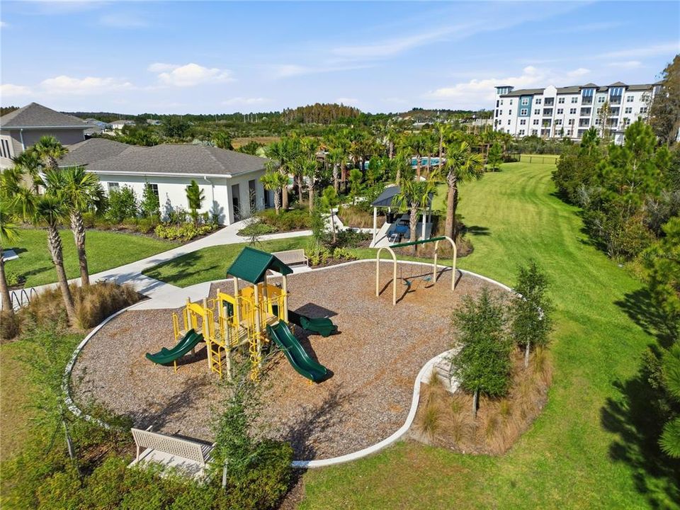 For Rent: $2,300 (3 beds, 2 baths, 1463 Square Feet)