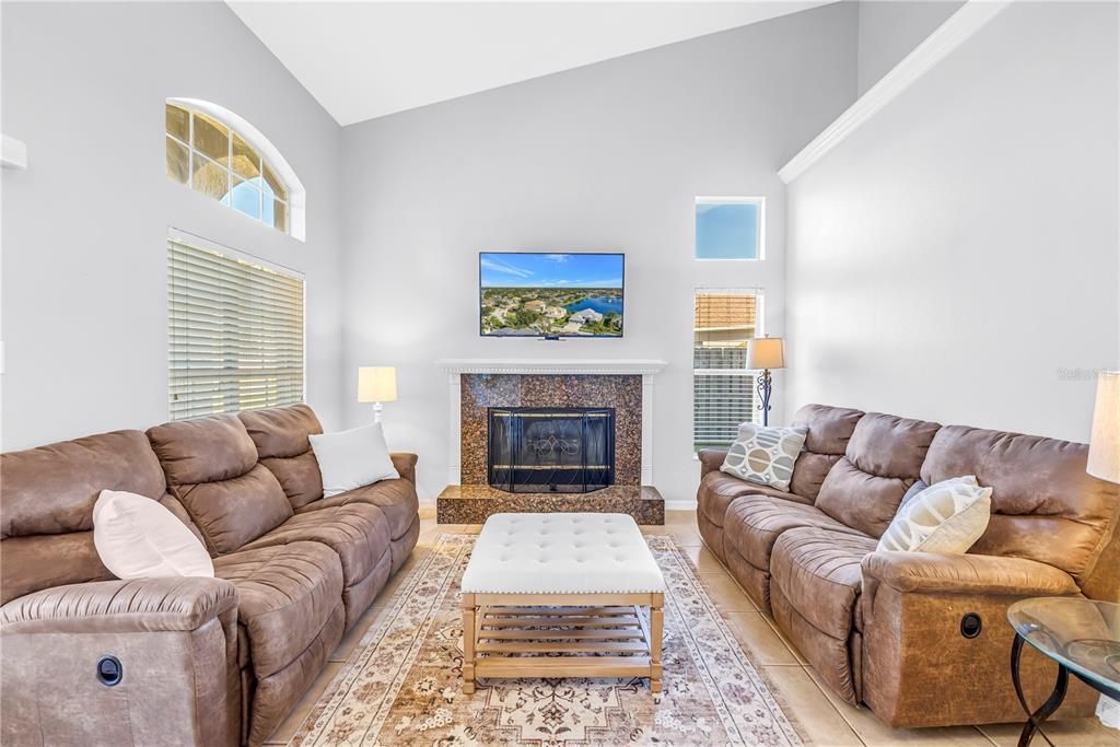 待售: $659,900 (5 贝兹, 3 浴室, 2790 平方英尺)