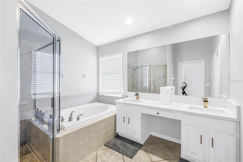 待售: $659,900 (5 贝兹, 3 浴室, 2790 平方英尺)