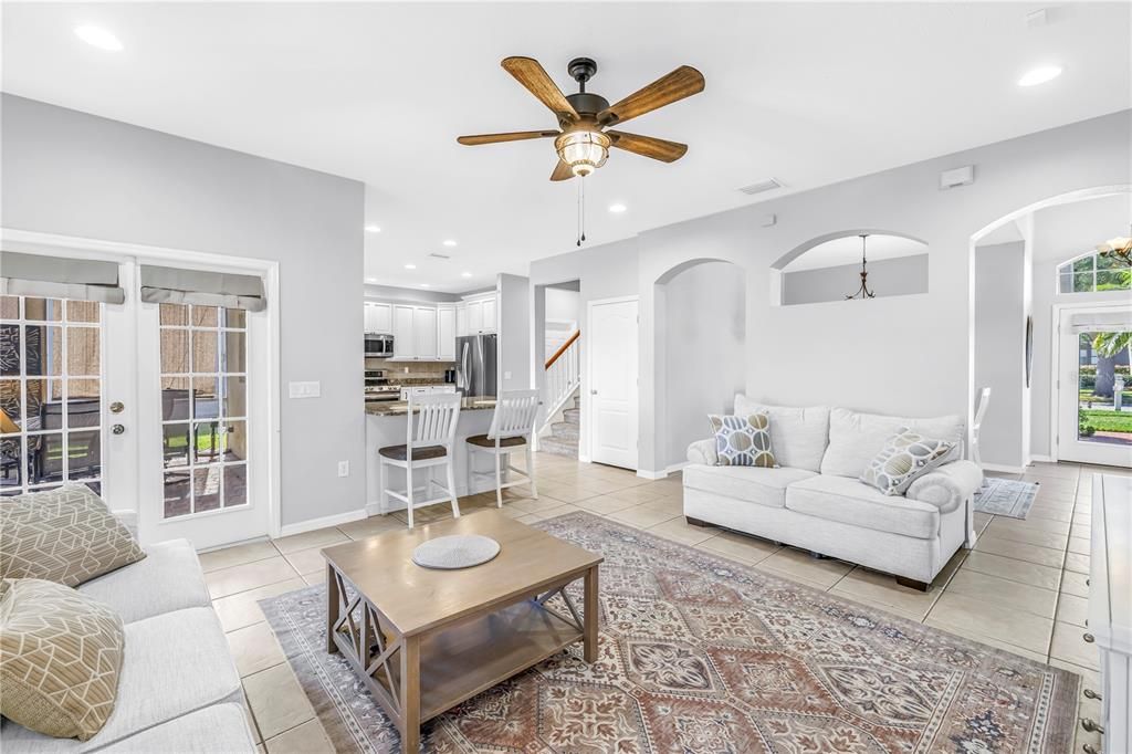 待售: $659,900 (5 贝兹, 3 浴室, 2790 平方英尺)