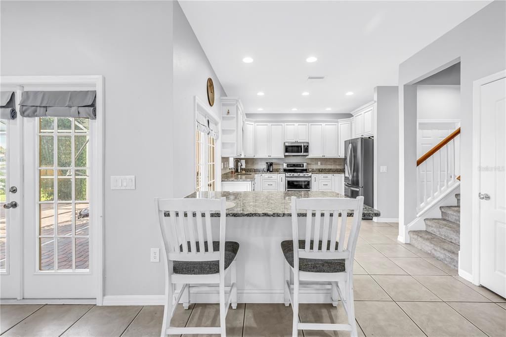 待售: $659,900 (5 贝兹, 3 浴室, 2790 平方英尺)