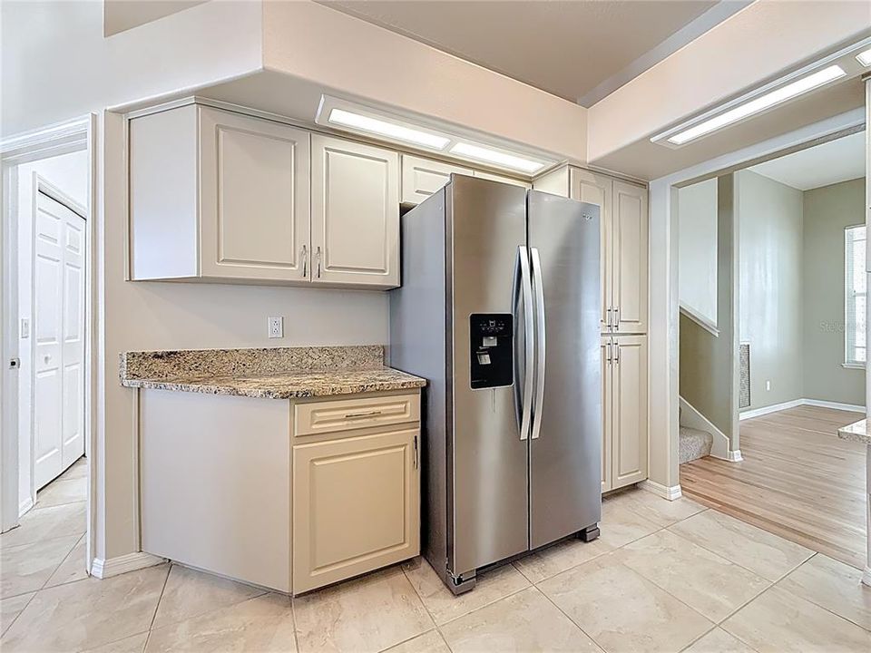 На продажу: $875,000 (4 спален, 3 ванн, 2488 Квадратных фут)