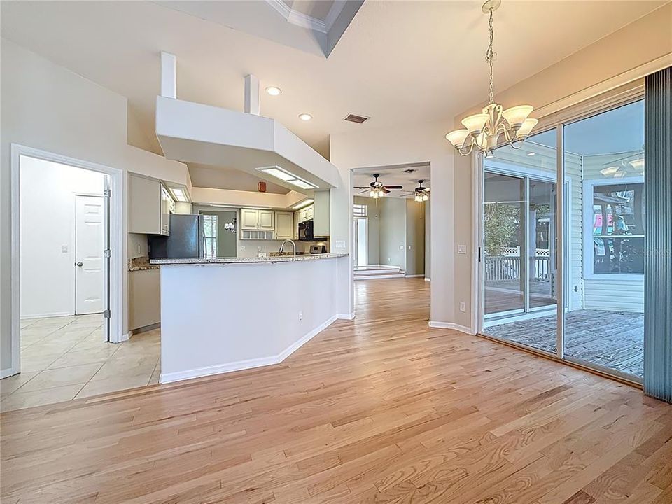 На продажу: $875,000 (4 спален, 3 ванн, 2488 Квадратных фут)