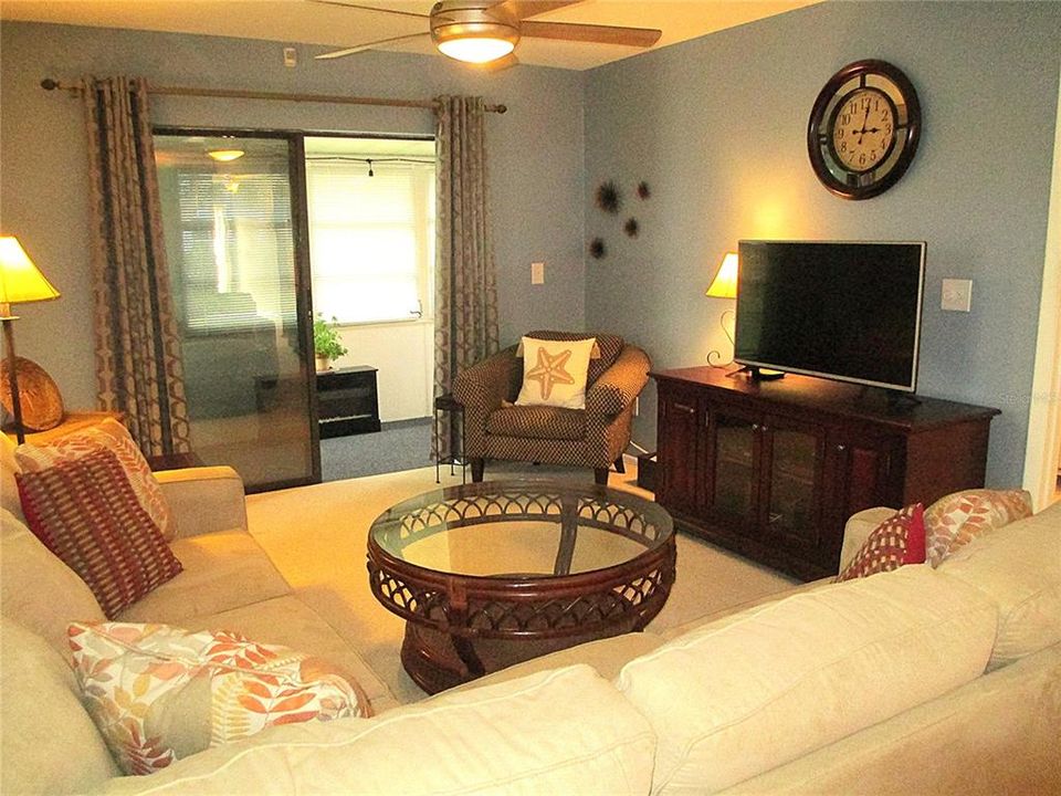 En Venta: $199,000 (2 camas, 2 baños, 1138 Pies cuadrados)