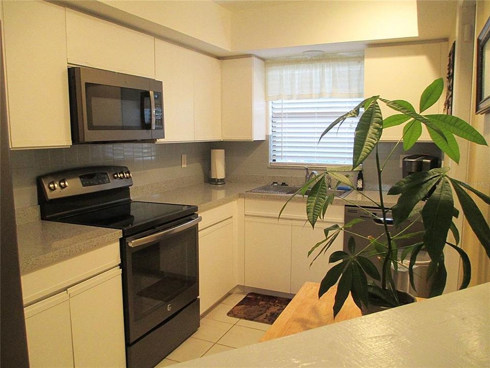 En Venta: $199,000 (2 camas, 2 baños, 1138 Pies cuadrados)