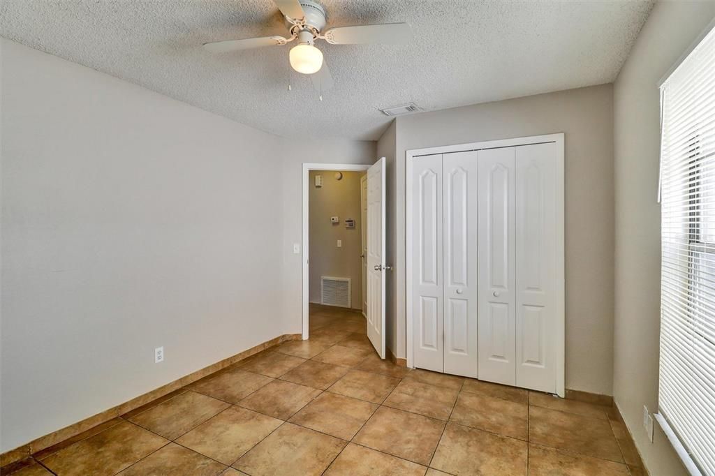 В аренду: $1,745 (2 спален, 2 ванн, 1017 Квадратных фут)