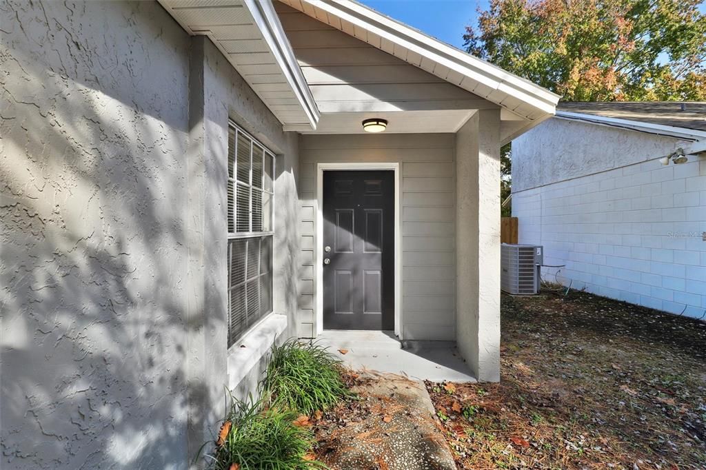 В аренду: $1,745 (2 спален, 2 ванн, 1017 Квадратных фут)