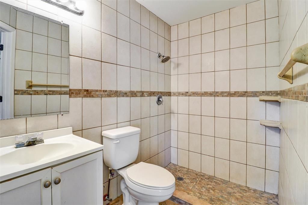 В аренду: $1,745 (2 спален, 2 ванн, 1017 Квадратных фут)